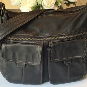 FOSSIL BLACK LEATHER BAG